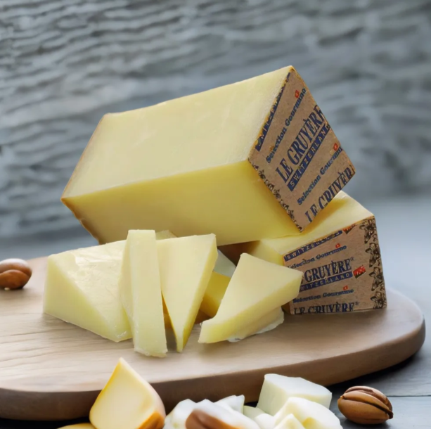 Грюйер AOP, 250 гр, Швейцарский твердый сыр, Le Gruyere AOP, ТМ Margot From